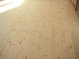 レッドパイン　無垢の床