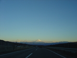 中央高速道路からみた富士山